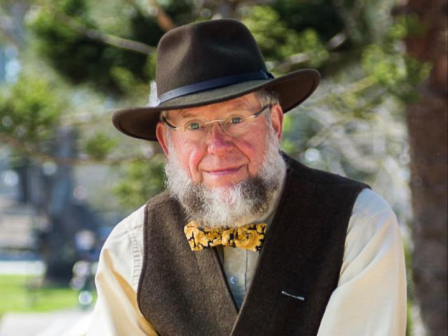 Bruce Tiffney, CCS Biology Faculty, Professor Emeritus in Department of Earth Sciences, CCS Dean (2005-2016), and CCS Interim Dean (2018-2020, Summer 2022)