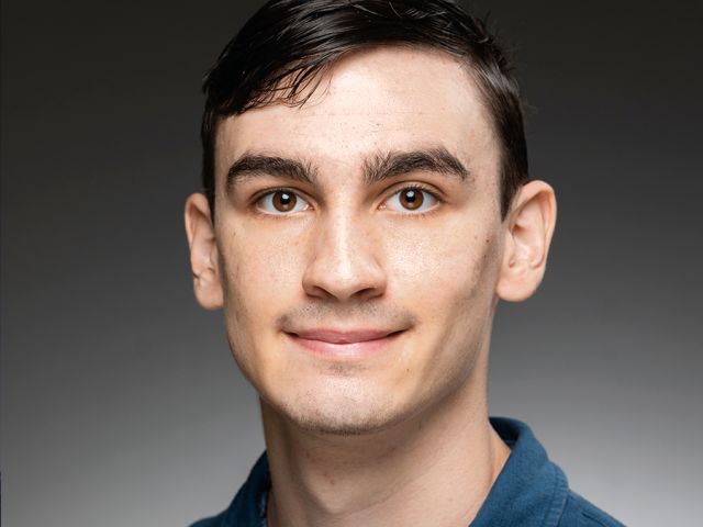 Daniel Naylor ’25 (CCS Mathematics), 2024 Aue Fellow