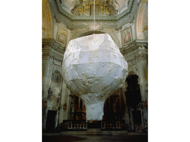 Jane Mulfinger Installation: I Battuti Bianchi 1991, 2nd-hand white clothing, cane, aluminum, rope, 15' diameter "An English Summer," The Basilica Carignano, Italy